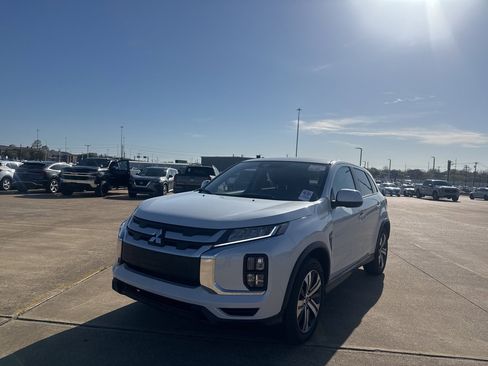 Used 2024 Mitsubishi Outlander Sport ES image 6