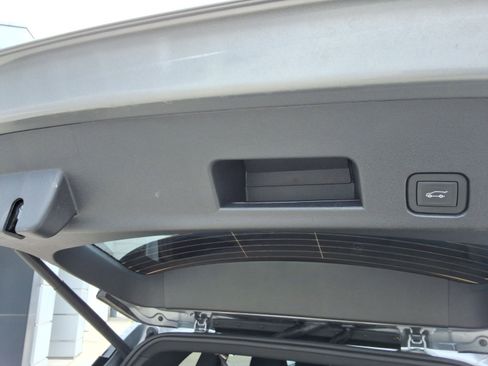 New 2025 GMC Acadia AT4 image 29