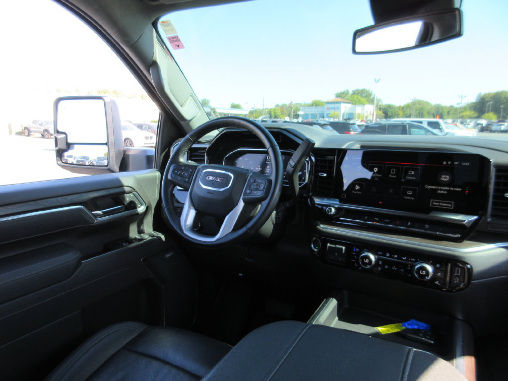 Certified 2025 GMC Sierra 2500 SLT w/ SLT Premium Package AWD/4WD image 29