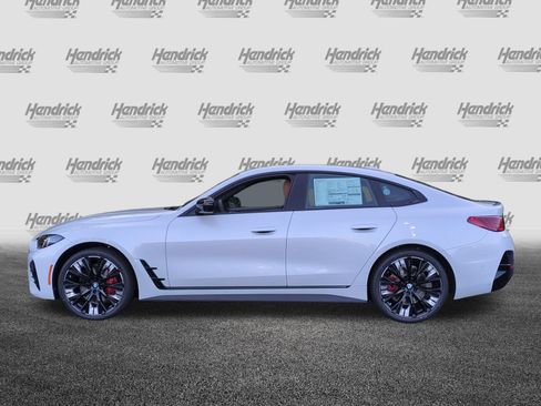 New 2026 BMW 430i xDrive w/ M Sport Package AWD/4WD image 7