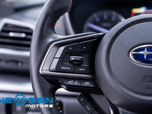 Used 2022 Subaru Crosstrek 2.5i Limited w/ Popular Package #4 image 20