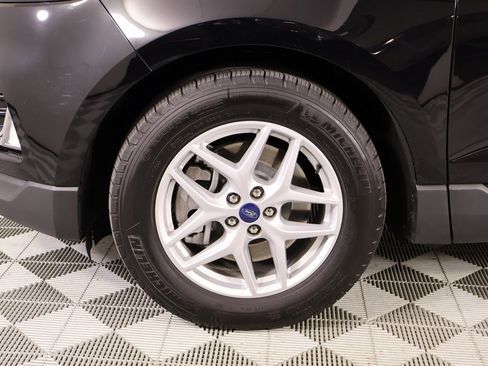 Used 2021 Ford Edge SEL w/ Cargo Accessory Package image 17