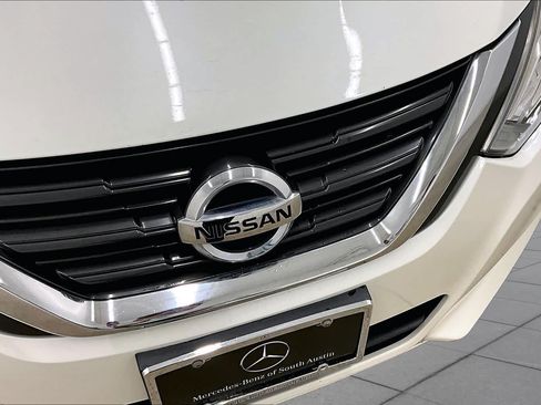 Used 2016 Nissan Altima 2.5 SL w/ 2.5 Technology Package FWD image 29