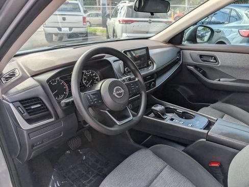 Used 2022 Nissan Rogue S FWD image 12