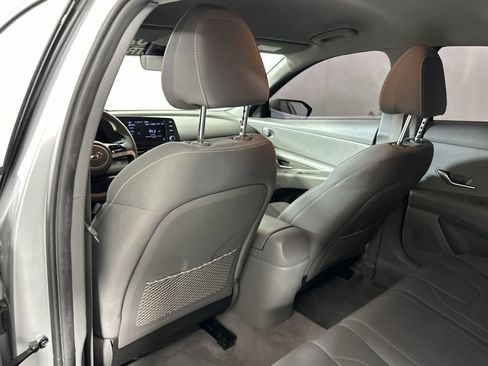 Used 2022 Hyundai Elantra SEL FWD image 24
