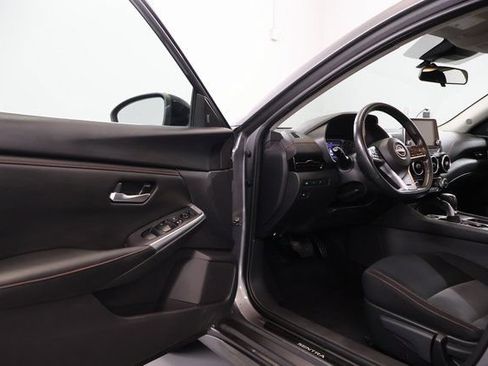 Used 2024 Nissan Sentra SR FWD image 10