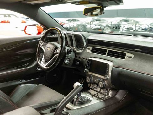 Used 2015 Chevrolet Camaro ZL1 image 9