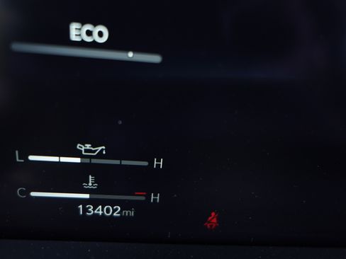 Used 2025 Lexus GX 550 w/ Accessory Package (2T) AWD/4WD image 26