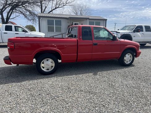 Used 2002 GMC Sonoma SLS w/ Marketing Option Pkg image 6