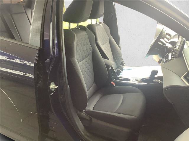 Used 2020 Toyota Corolla LE FWD image 15