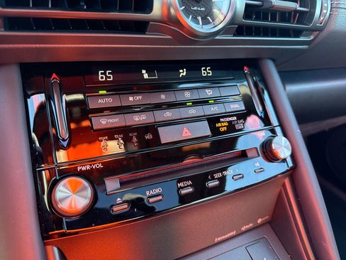 Used 2025 Lexus IS 350 F Sport image 17