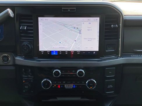 Used 2025 Ford F250 Platinum image 27