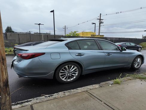 Used 2018 INFINITI Q50 Luxe w/ Essential Package (3.0T Luxe) AWD/4WD image 6