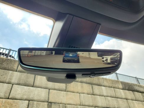 Certified 2023 Cadillac XT5 Sportv w/ Technology Package AWD/4WD image 34