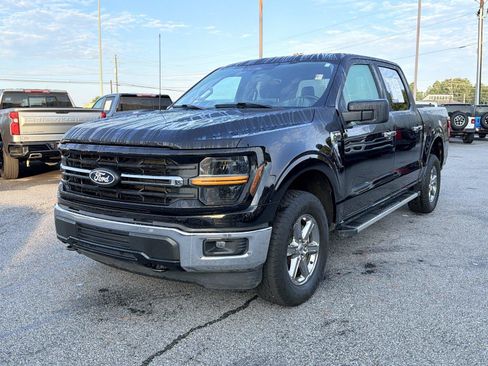 Used 2025 Ford F150 XLT w/ Equipment Group 301A Standard AWD/4WD image 2