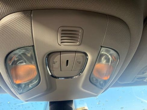 Used 2018 Jeep Compass Latitude w/ Popular Equipment Group AWD/4WD image 21