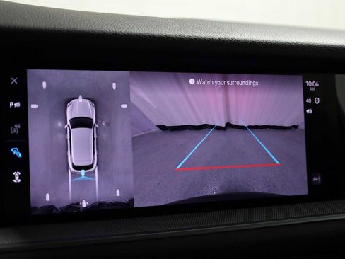 Used 2024 Porsche Cayenne image 32