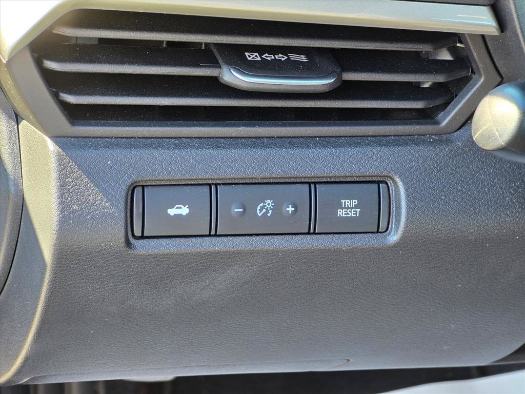 Used 2025 Nissan Altima 2.5 S FWD image 8