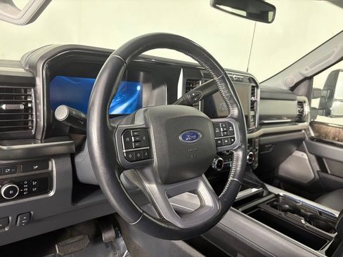 Used 2024 Ford F350 Lariat w/ Black Appearance Package AWD/4WD image 17