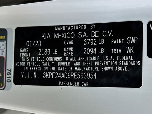 Used 2023 Kia Forte LXS w/ LXS Technology Package image 29