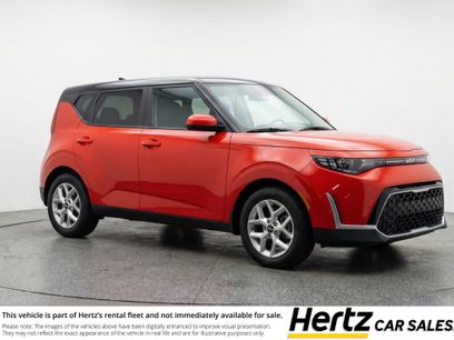 Used 2025 Kia Soul LX w/ LX Technology Package
