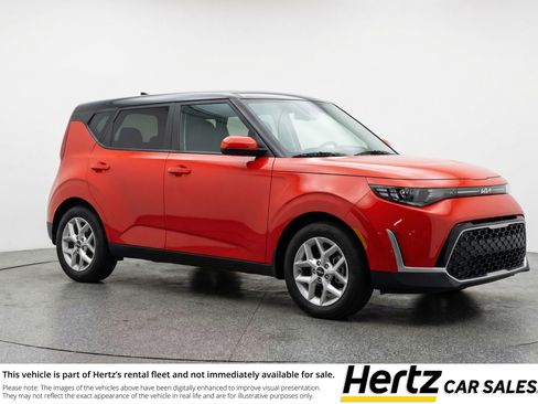 Used 2025 Kia Soul LX w/ LX Technology Package image 1