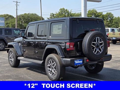 New 2025 Jeep Wrangler Sahara image 7