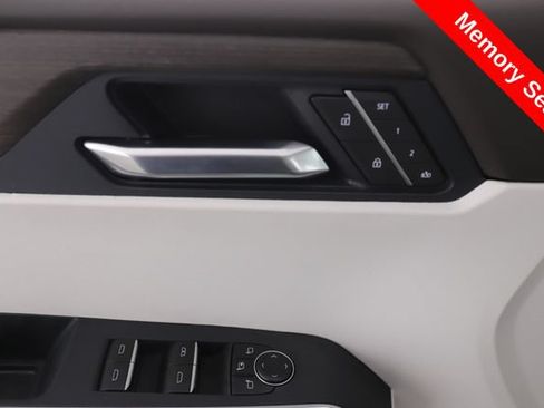 Used 2026 GMC Acadia Denali AWD/4WD image 20