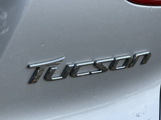 Used 2011 Hyundai Tucson GLS AWD/4WD image 24