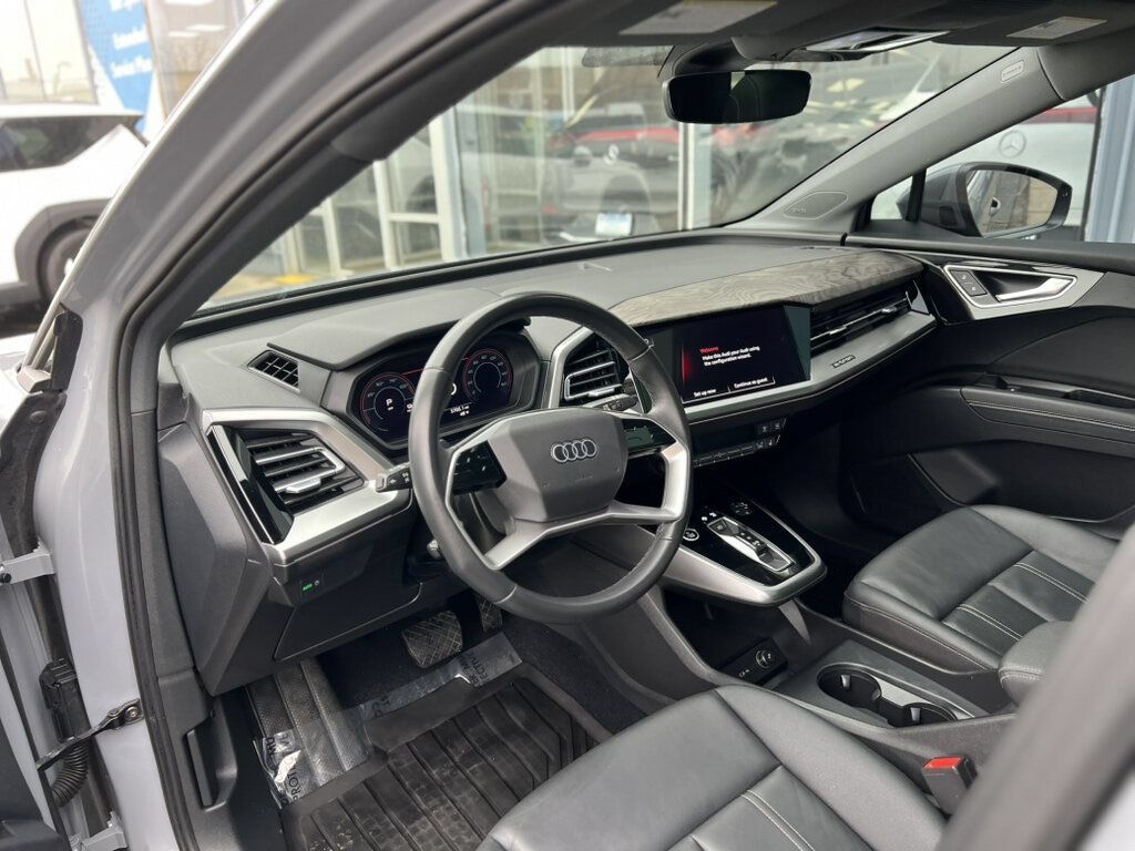 Used 2023 Audi Q4 e-tron Premium Plus w/ Premium Plus AWD/4WD image 16