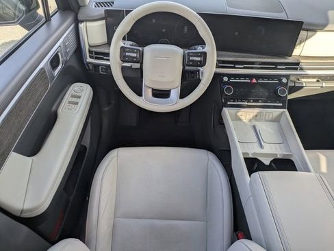Used 2025 Hyundai Santa Fe Limited image 20
