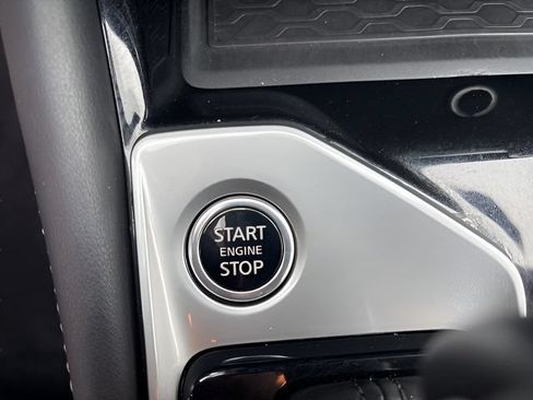 Used 2024 Nissan Altima 2.5 SL AWD/4WD image 19