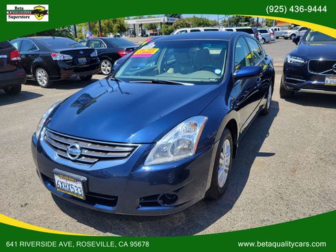 Used 2011 Nissan Altima Hybrid Sedan image 4