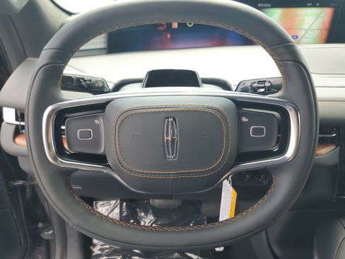 New 2026 Lincoln Navigator Black Label AWD/4WD image 15