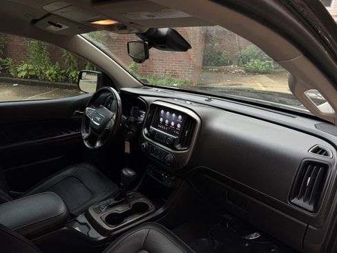 Used 2021 GMC Canyon Denali image 30