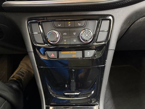 Used 2019 Buick Encore Preferred FWD image 27