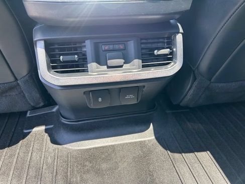Used 2022 Ford F150 Platinum w/ Equipment Group 701A High AWD/4WD image 10