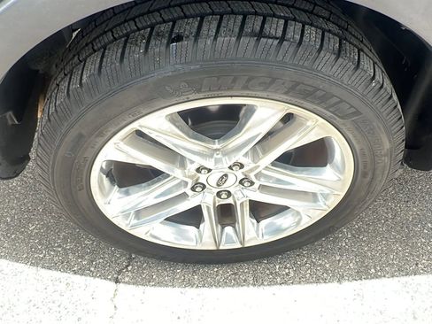 Used 2016 Ford Explorer Limited w/ Equipment Group 301A FWD image 35