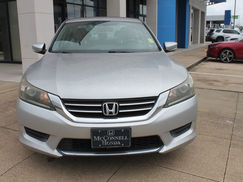 Used 2015 Honda Accord LX image 2
