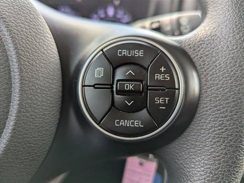 Used 2020 Kia Soul S FWD image 11