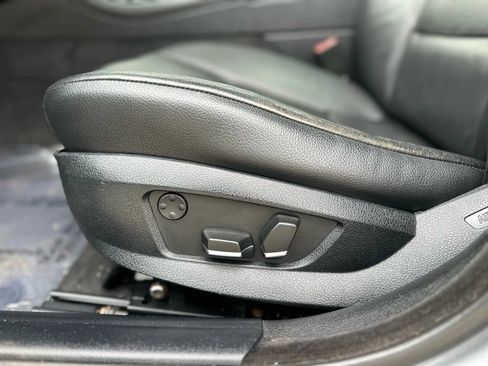 Used 2013 BMW 528i Sedan RWD image 29