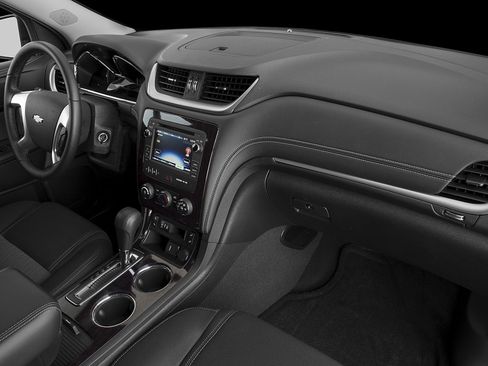 Used 2016 Chevrolet Traverse LT w/ Style and Technology Package FWD image 37