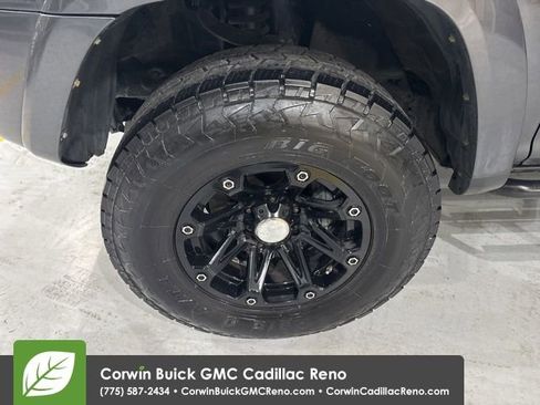 Used 2018 Toyota 4Runner SR5 Premium AWD/4WD image 41