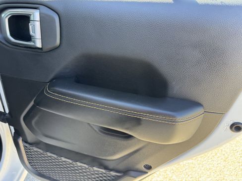 Certified 2024 Jeep Wrangler Unlimited Sahara image 13