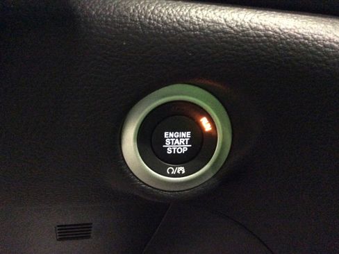 New 2026 Chrysler Pacifica Limited w/ S Appearance Package image 26