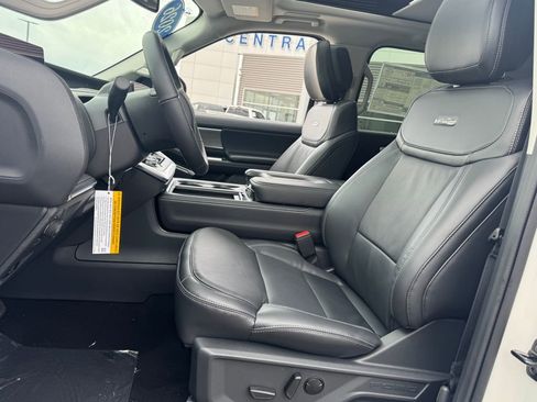 New 2026 Ford Expedition Platinum w/ Driver's Package image 16