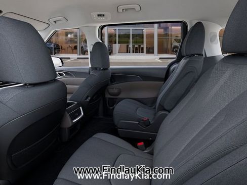 New 2026 Kia Carnival LX image 21