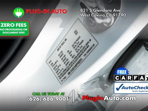 Used 2023 Tesla Model 3 Standard Range RWD image 9