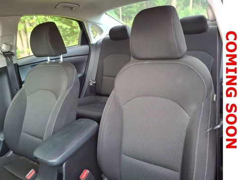 Used 2021 Kia Forte LXS FWD image 11