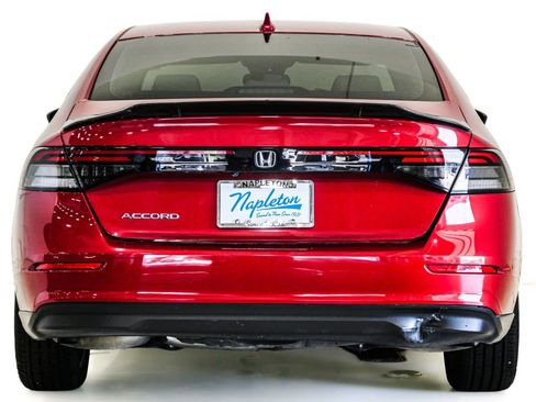 Used 2023 Honda Accord EX image 8